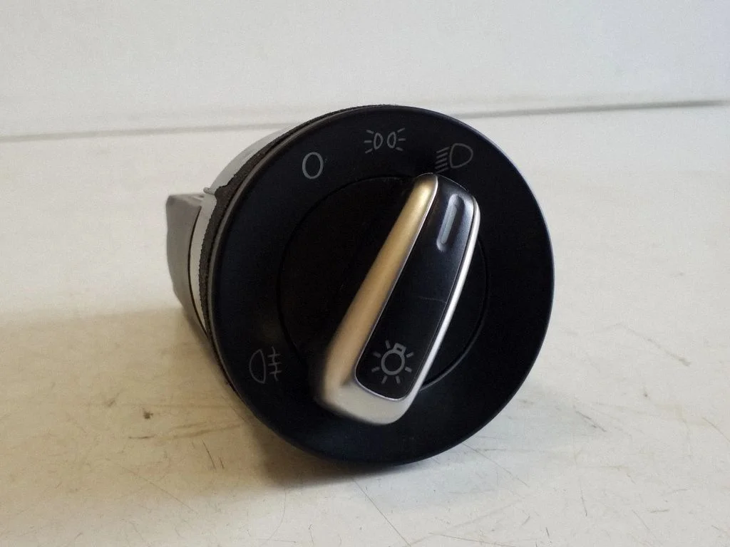 Light switch 6R0941531H