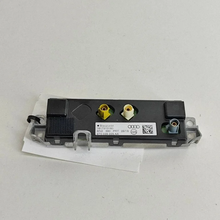 Antenas pastiprinātājs 7617310180