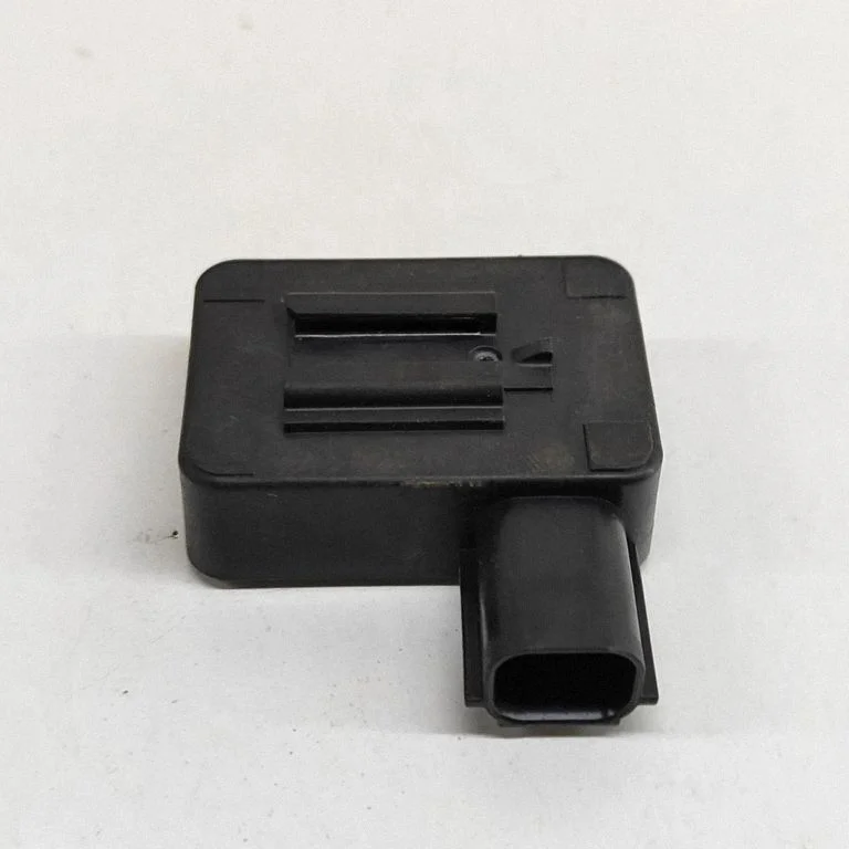 Antenas pastiprinātājs – Ford Mustang Mach-E (2020-)