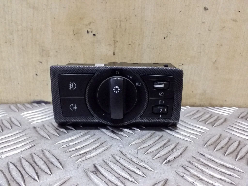 Gaismu slēdzis 25873730