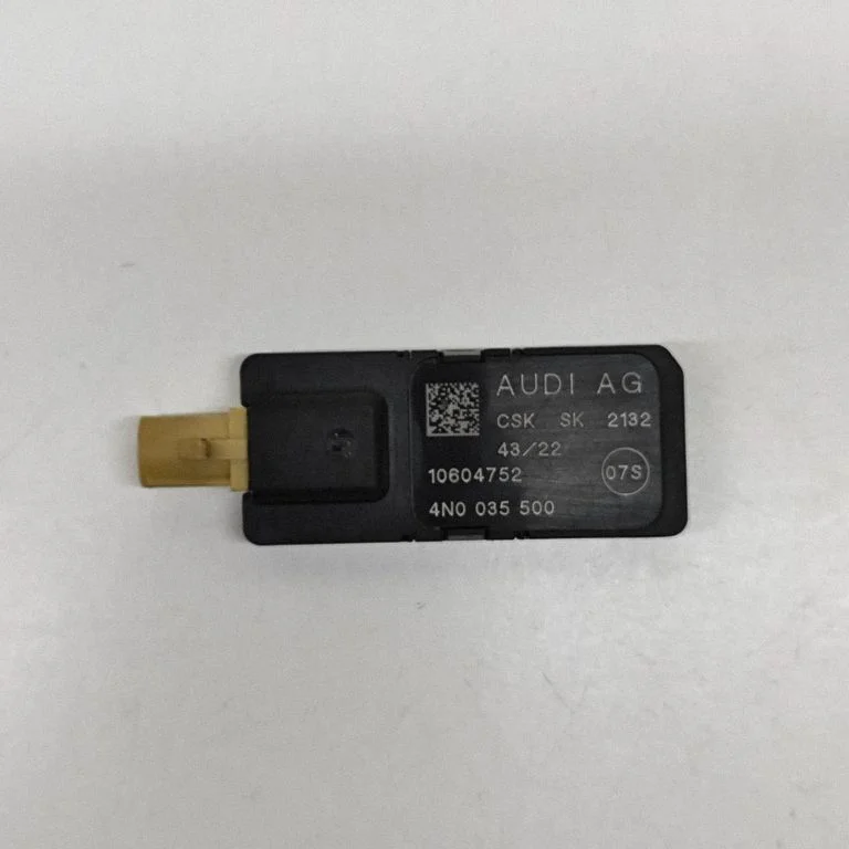 Antenni võimendi 4N0035500