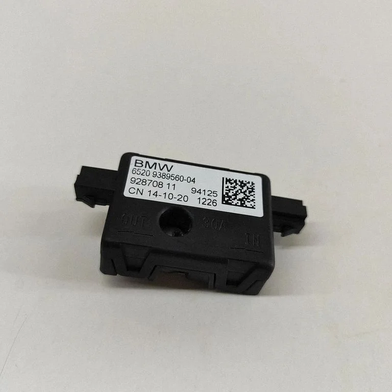 Aerial antenna amplifier – BMW X3 G01 (2018-2024)