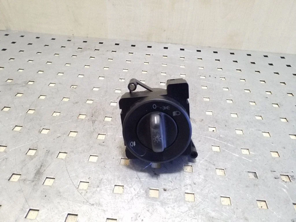 Light switch A9065450104