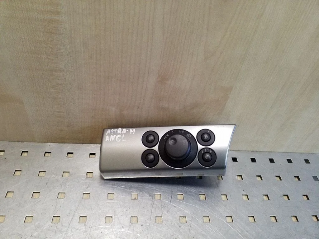 Light switch 13198923WA