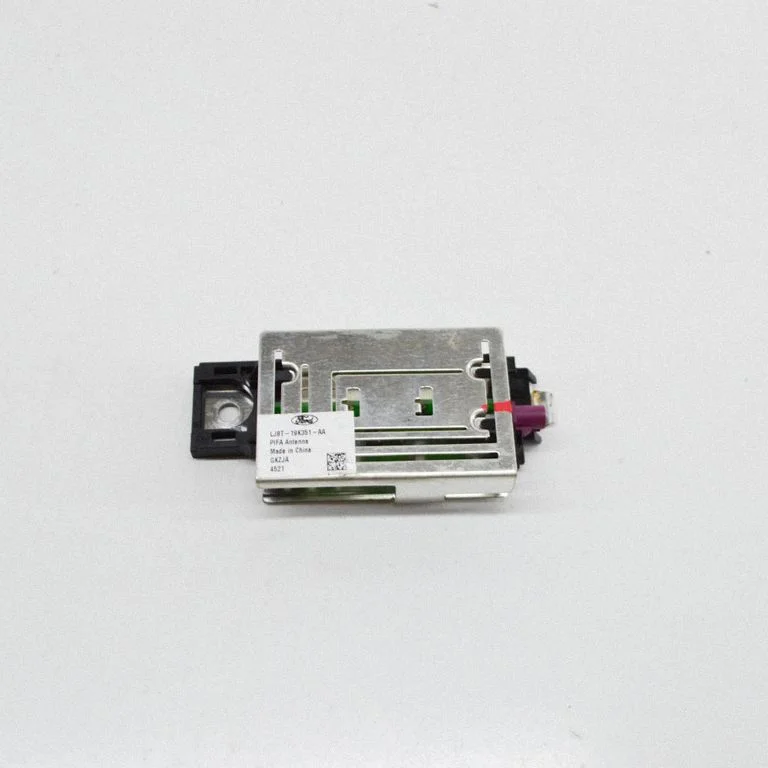 Aerial antenna amplifier LJ8T19K351AA