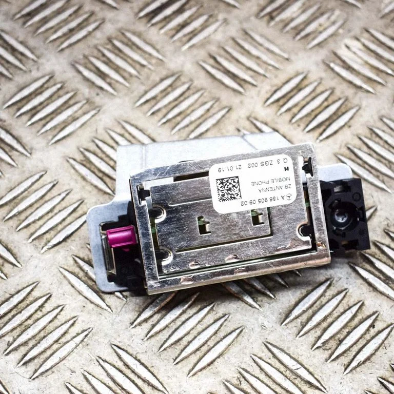 Antenas pastiprinātājs A1569050902