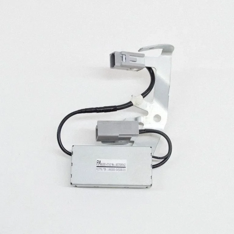 Aerial antenna amplifier – Toyota Prius (XW50) (2015-2023)