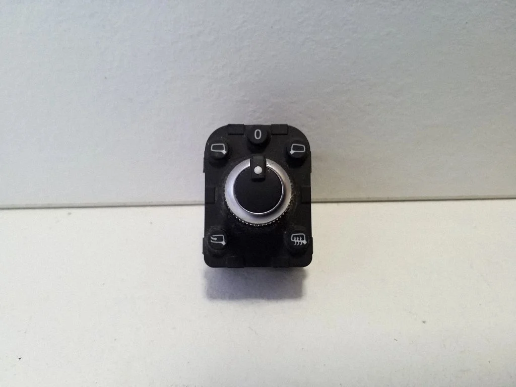 Wing mirror switch 4M0959565T
