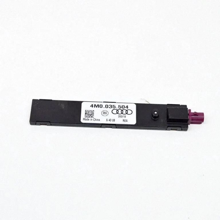 Antenas pastiprinātājs 4M0035504