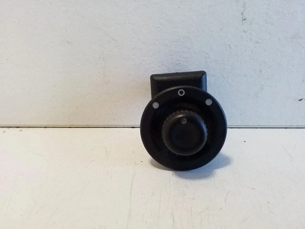 Wing mirror switch 255704649R