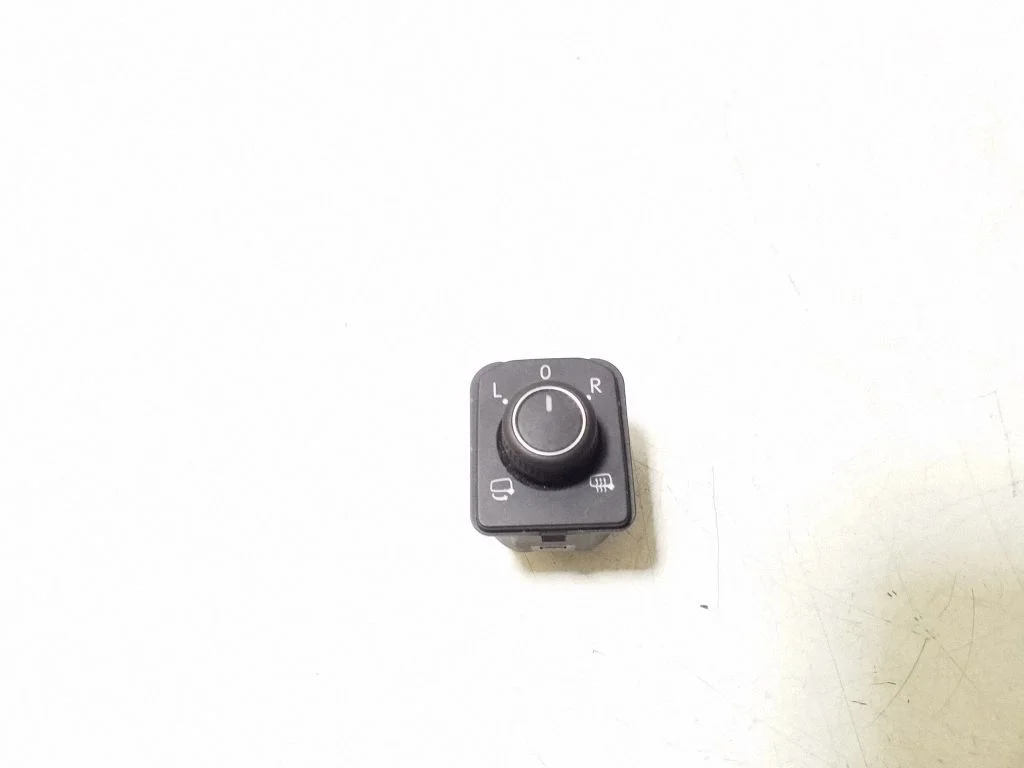 Küljepeeglite lüliti 3G0959565C
