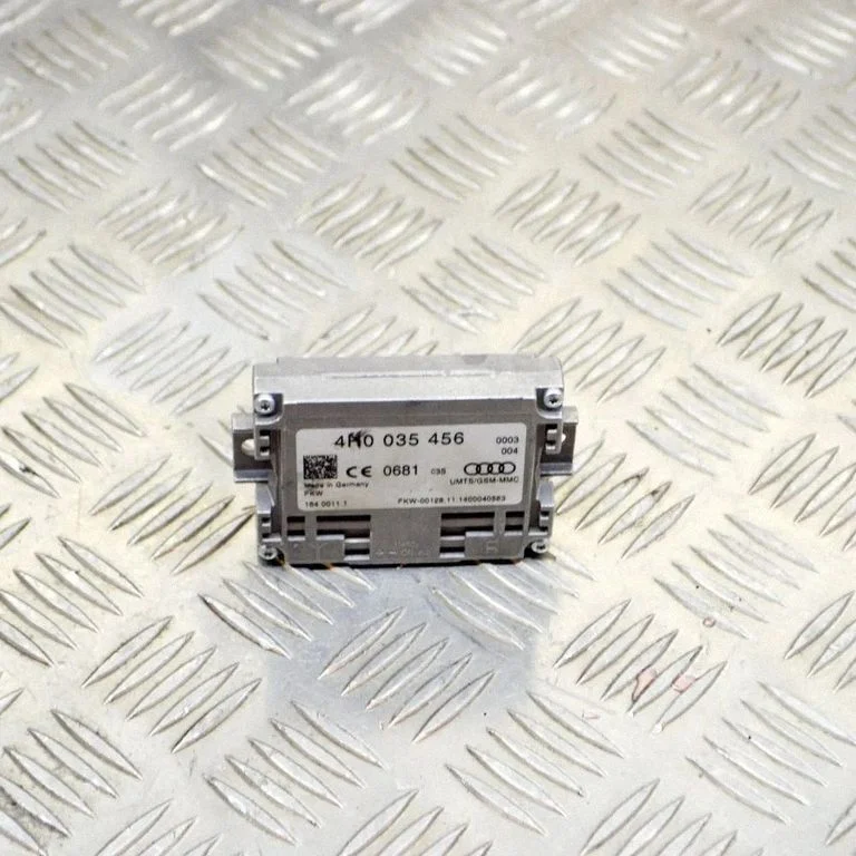 Wzmacniacz antenowy – Audi A6 S6 C7 4G (2011-2018)