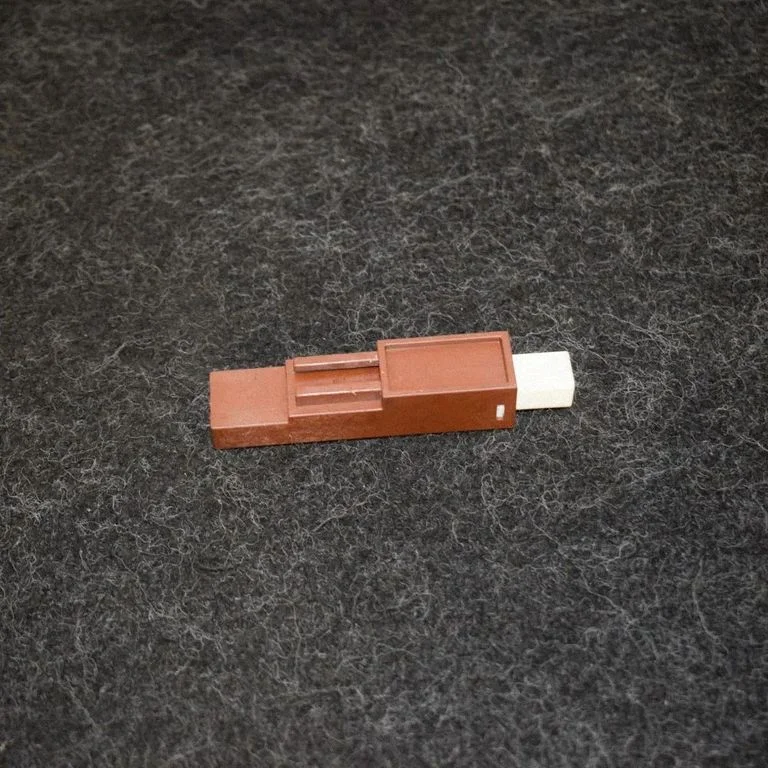 Antenas pastiprinātājs V5D132