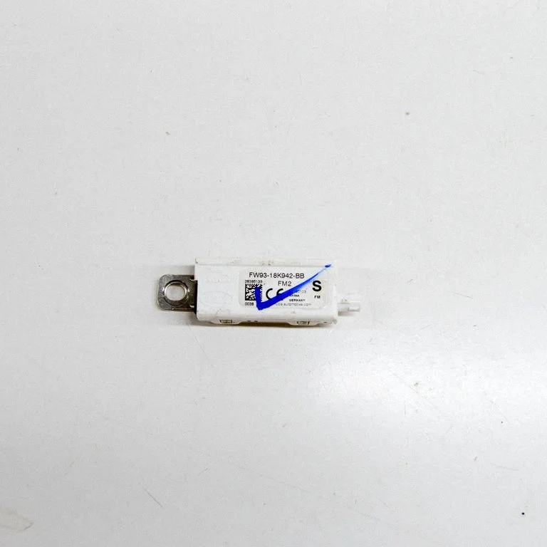 Antenas pastiprinātājs 28385139