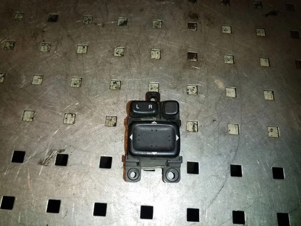 Wing mirror switch 183606