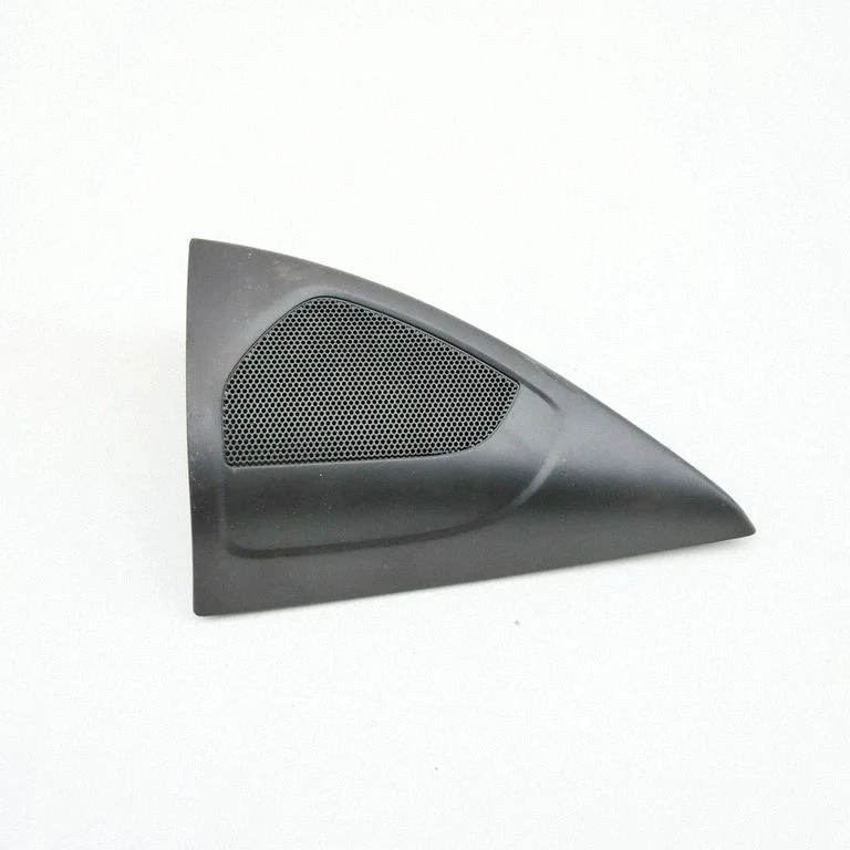 Skaļrunis (-ņi) priekšējās durvīs 30781068