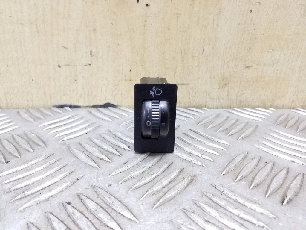 Headlight level height control switch 37166