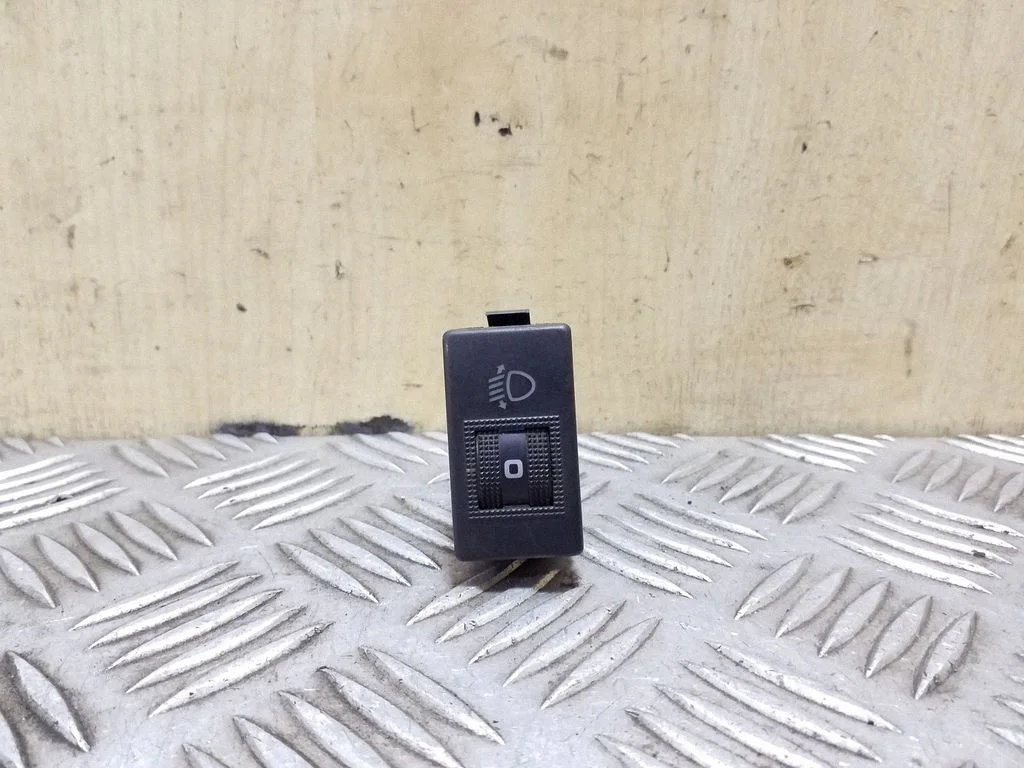 Headlight level height control switch 8D0941301