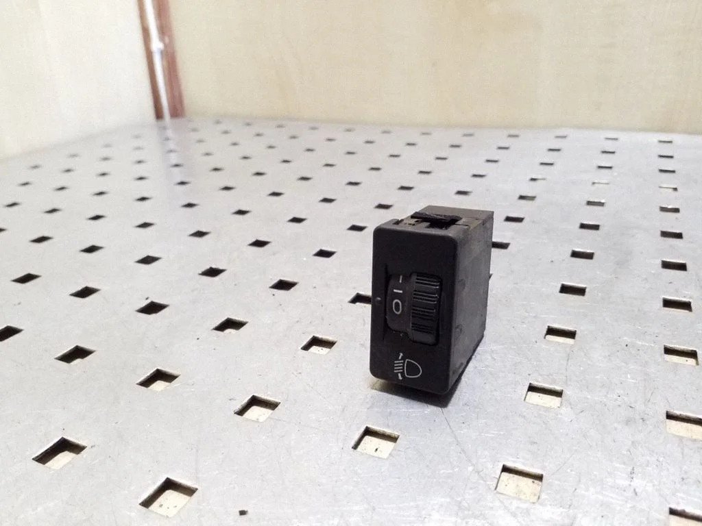 Headlight level height control switch 96384422XT