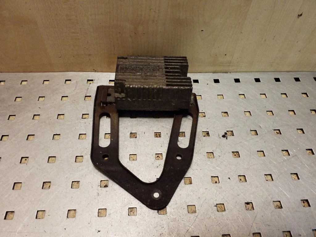Coolant fan relay A0275458032