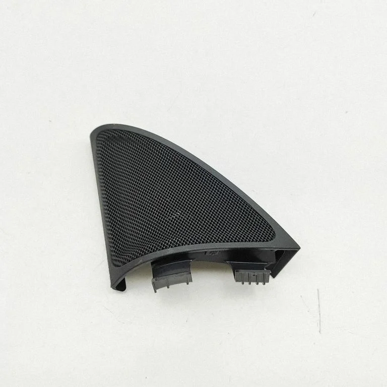 Skaļrunis (-ņi) priekšējās durvīs A2137270900