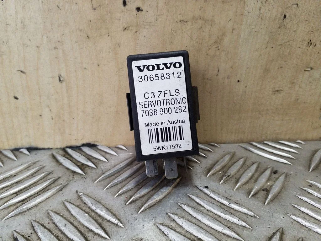 Other relay – Volvo XC90 (2003-2006)