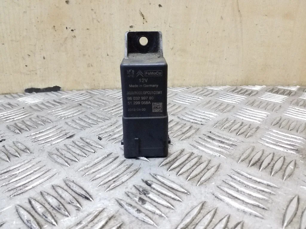 Glow plug pre-heat relay – Peugeot 308 (2013-2021)