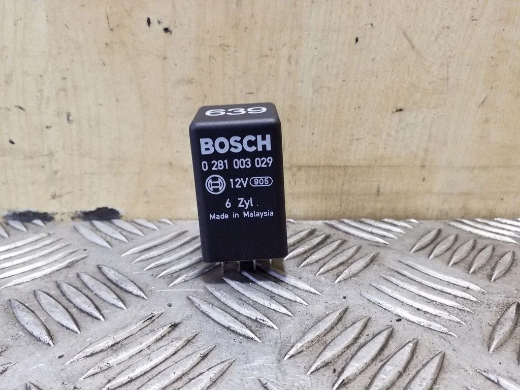 Glow plug pre-heat relay – Volkswagen Touareg II (2010-2018)