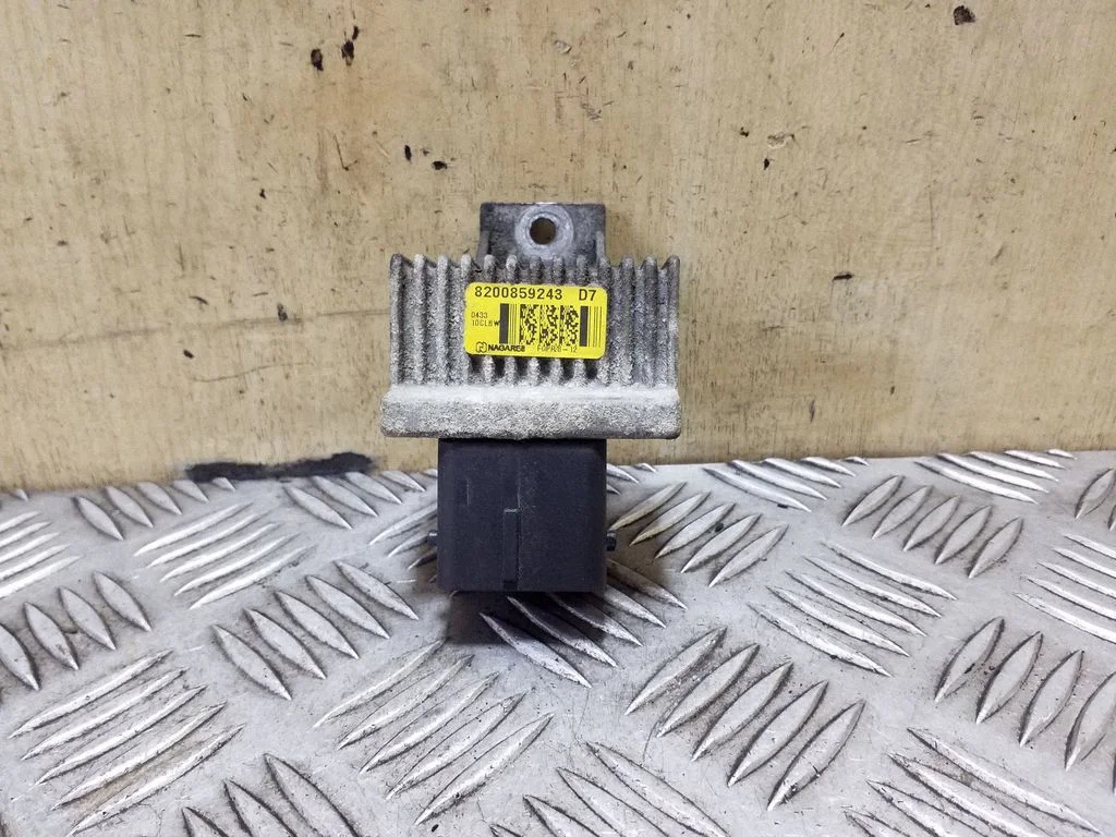 Glow plug pre-heat relay 8200859243