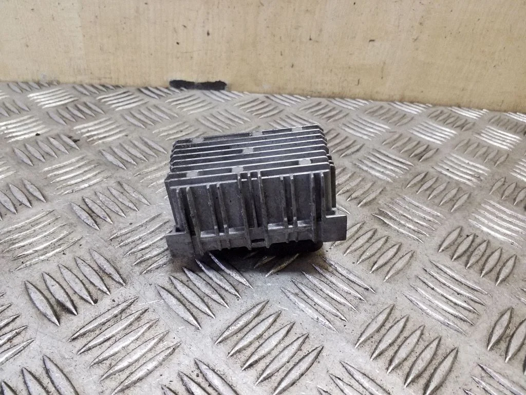 Glow plug pre-heat relay 55574293