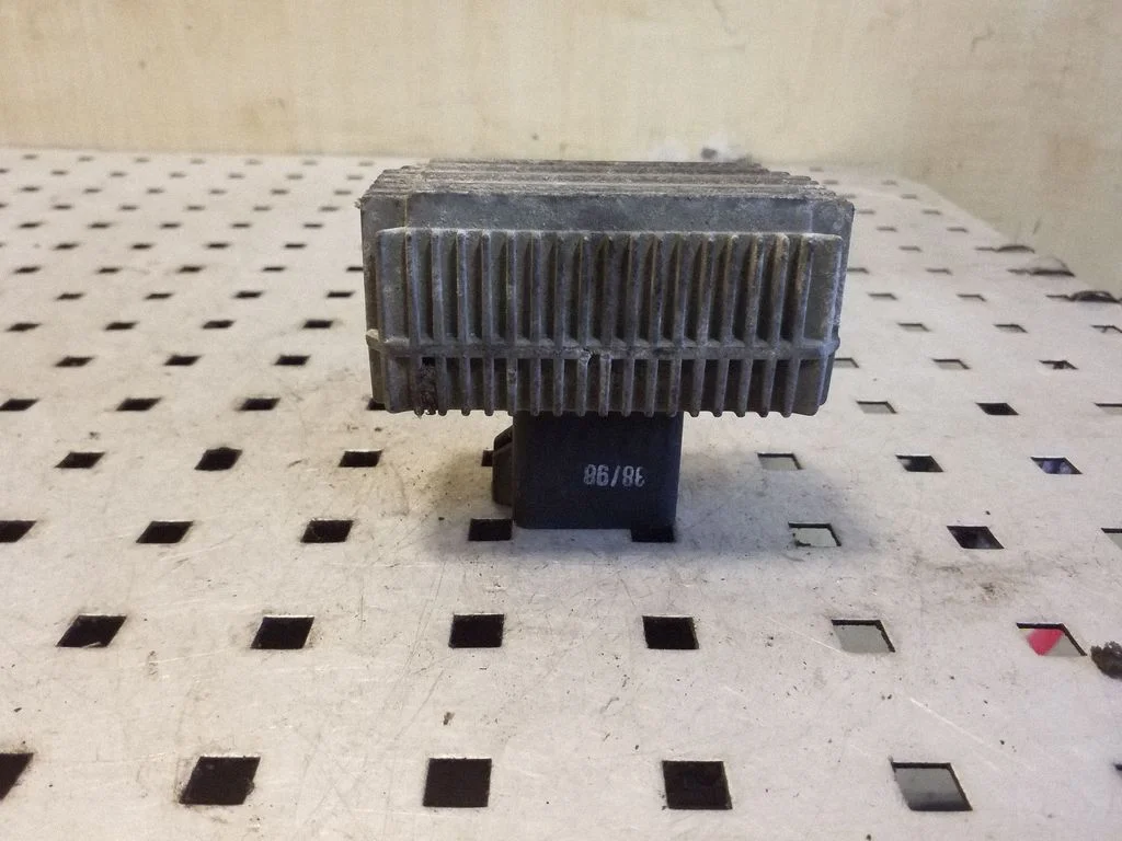 Glow plug pre-heat relay 09132691