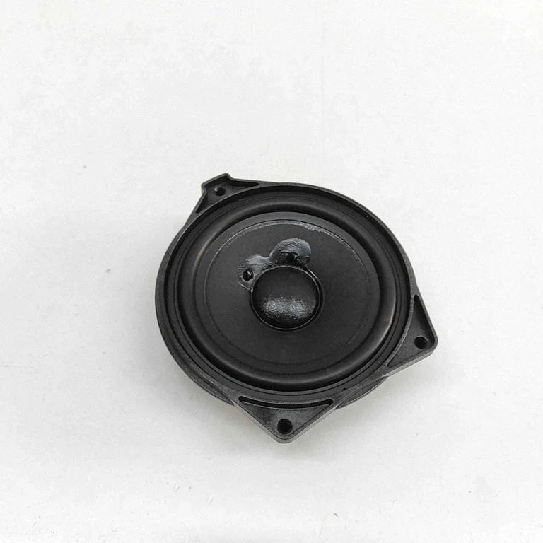 Skaļrunis (-ņi) priekšējās durvīs A1678202701