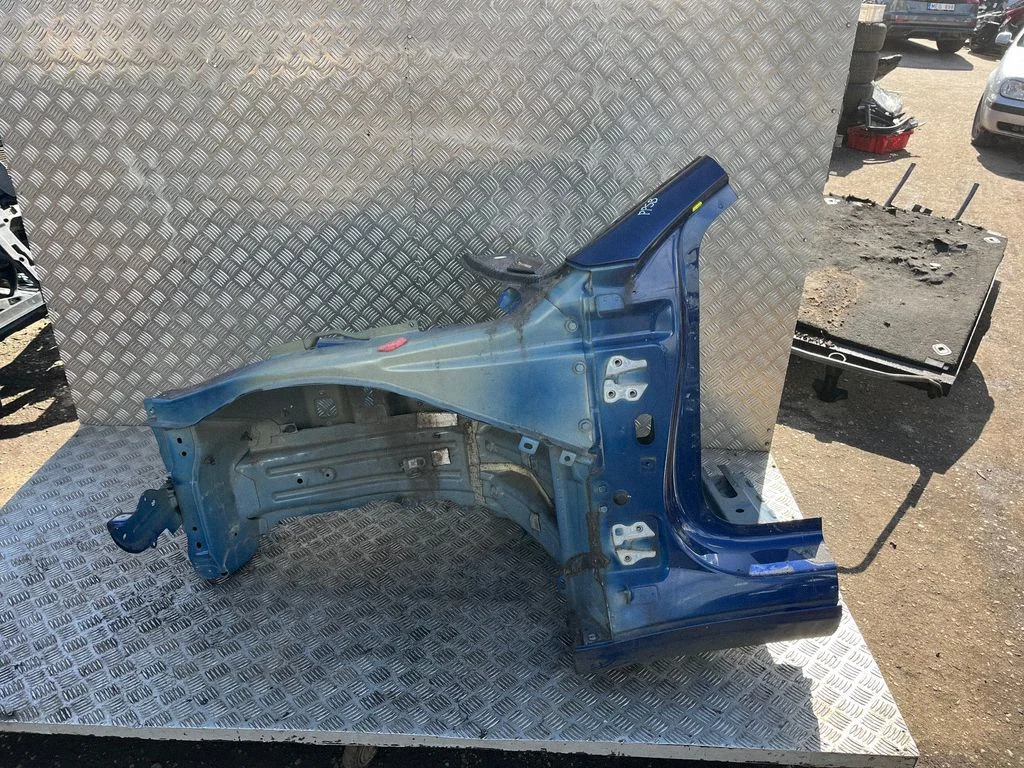 Front quarter panel – Tesla Model Y (2020-)