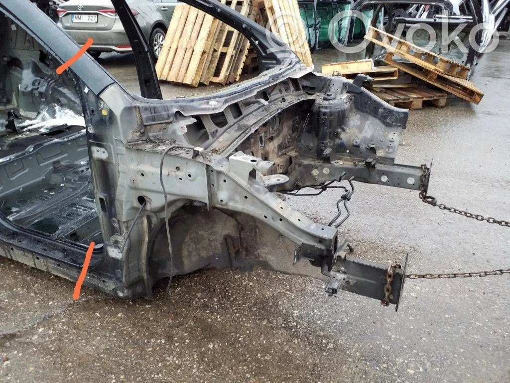 Front quarter panel – right