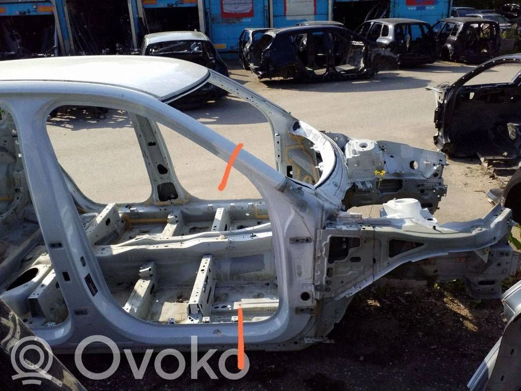 Front quarter panel – right