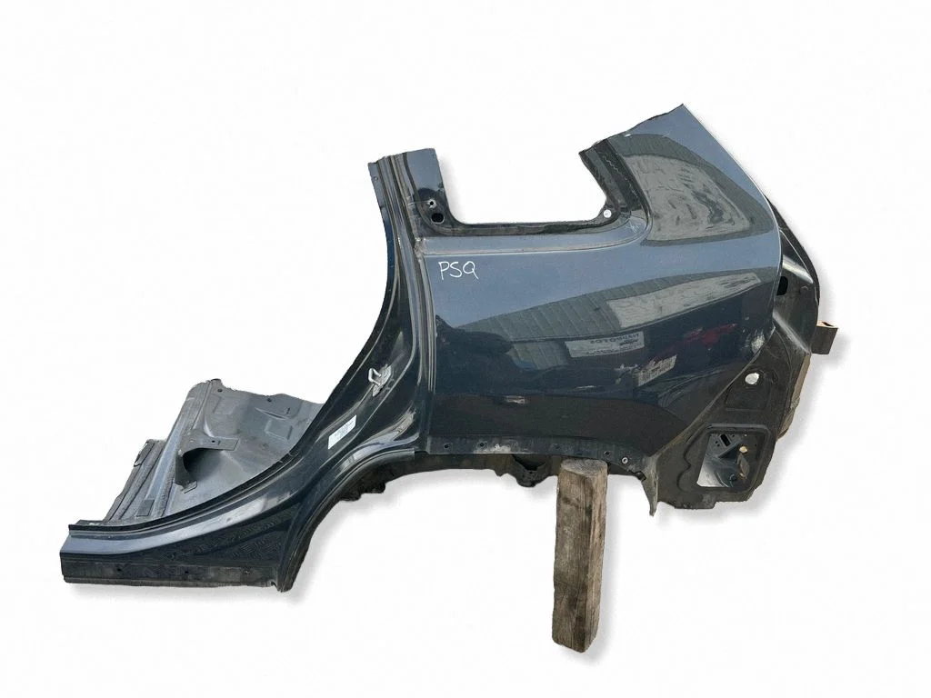 Tagumine küljepaneel – vasak