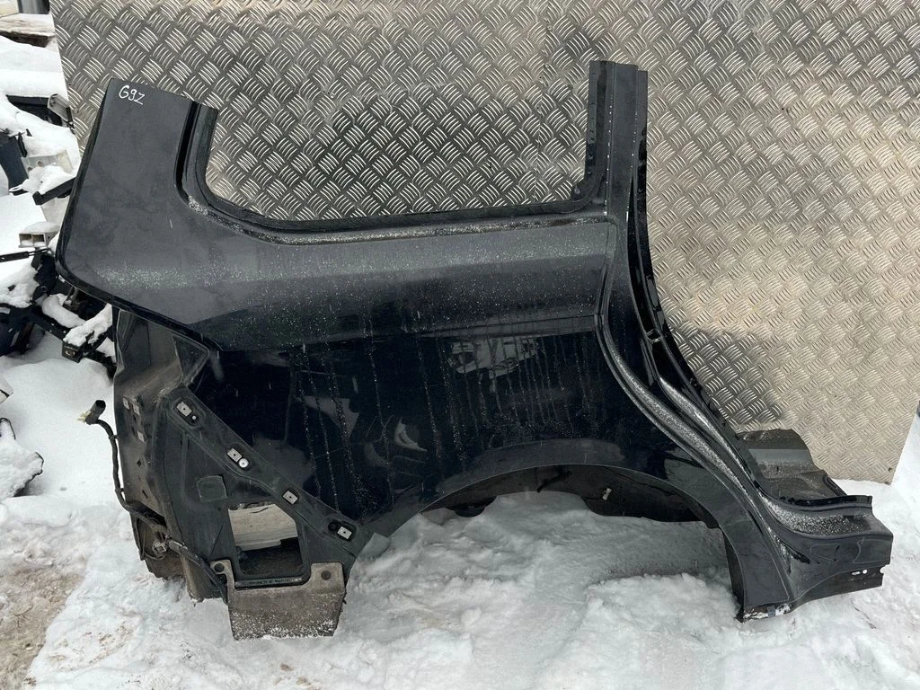 Rear quarter panel – right