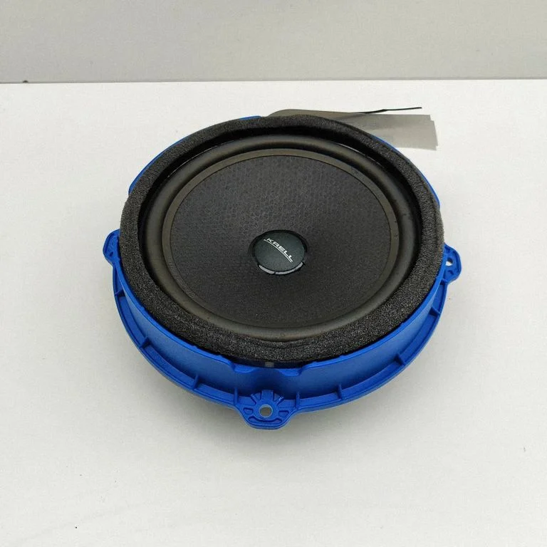 Skaļrunis (-ņi) priekšējās durvīs 96330S1100