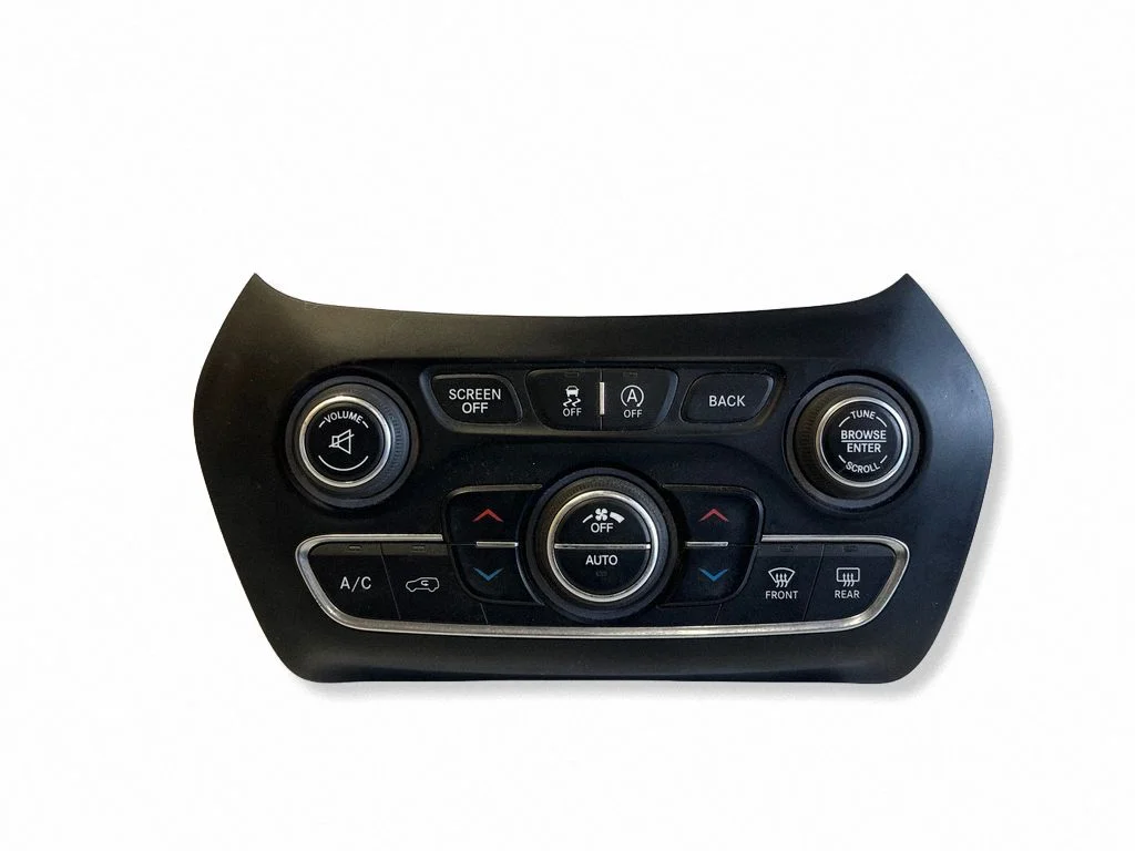 Panel sterowania klimatyzacją / nawiewem – Jeep Grand Cherokee (2010-2021)