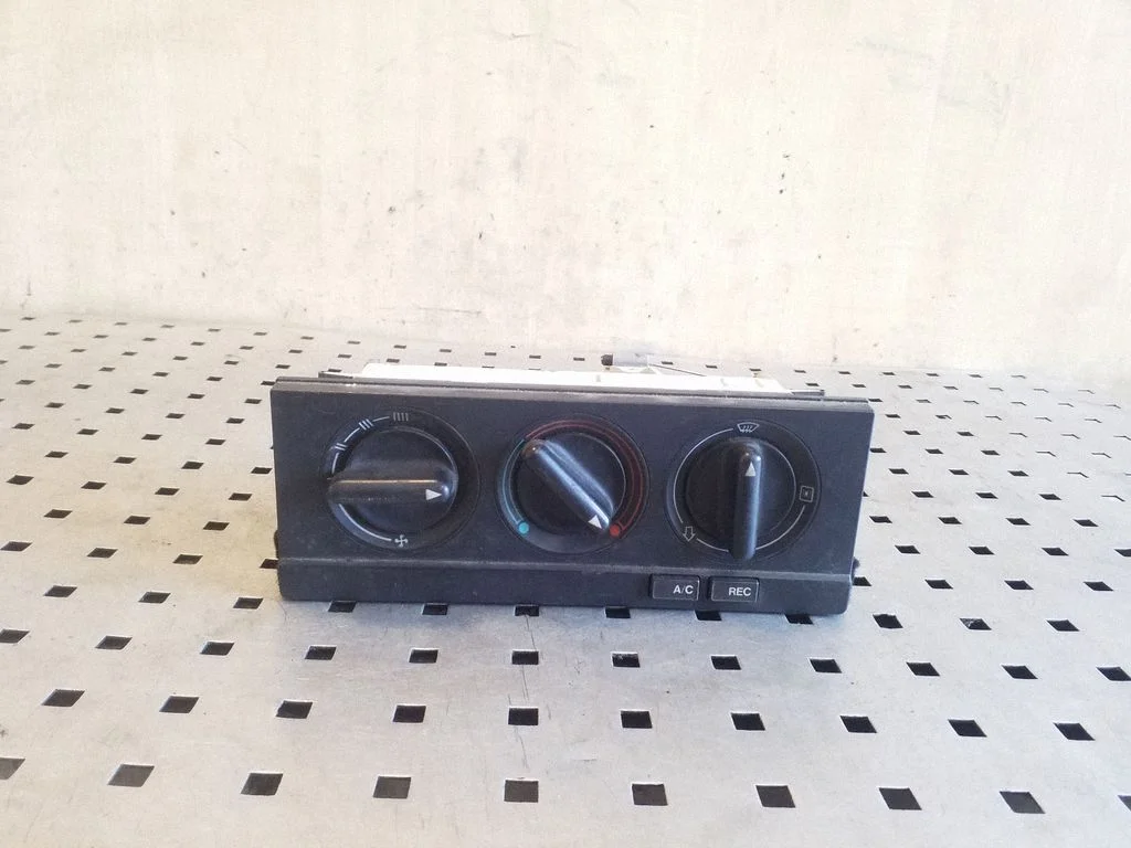 Climate control unit 8A1820073