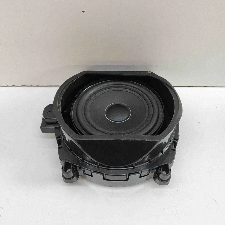 Subwoofer – BMW X3 F25 (2010-2017)