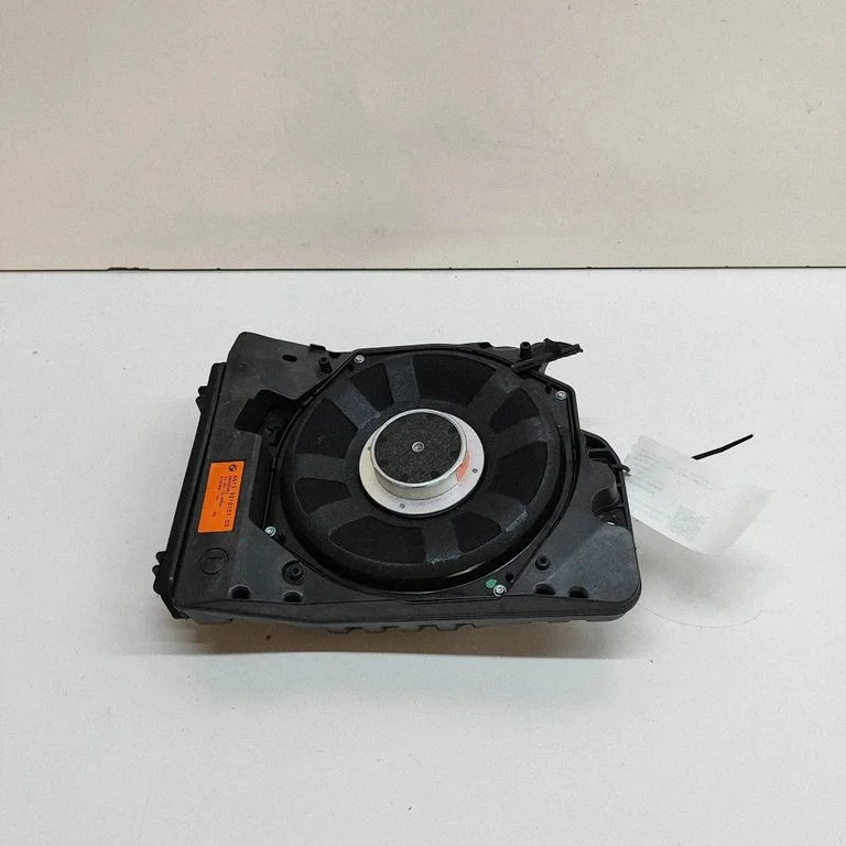 Subwoofer speaker – BMW 3 Series GT F34 (2013-2017)