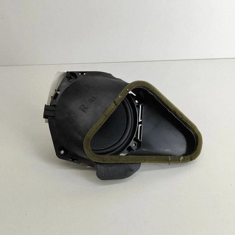 Bassikõlar 9267416 – BMW i3 (2013-)