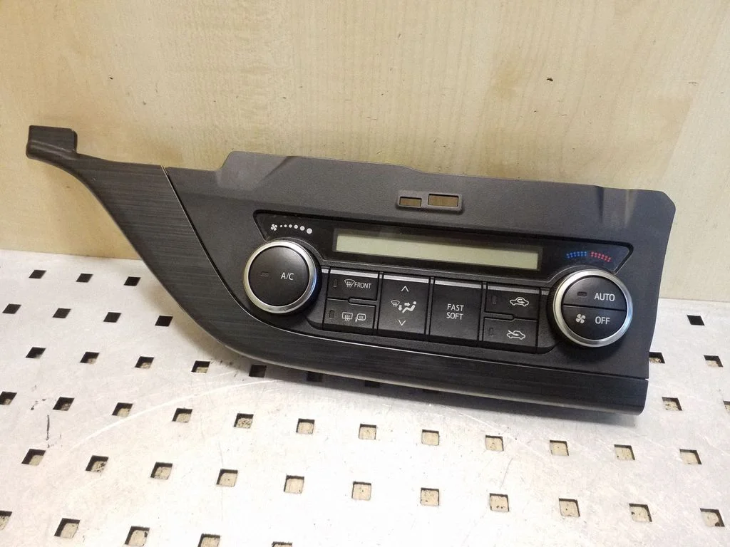 Climate control unit 75F542
