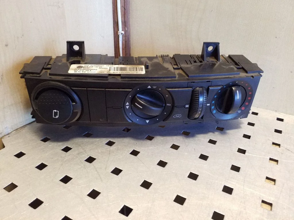 Climate control unit 5HB00918202