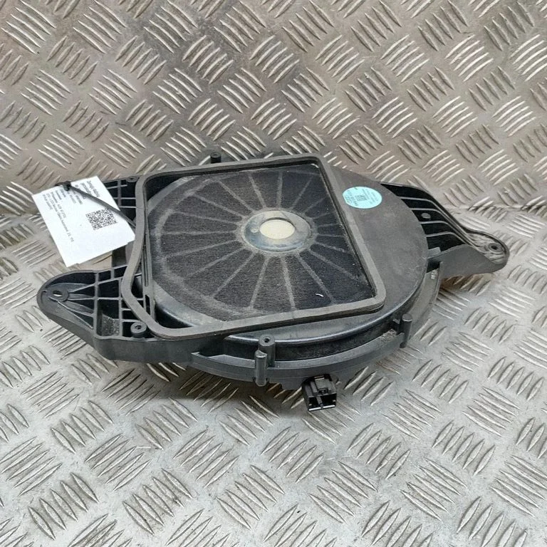 Zemfrekvences skaļrunis 8W6035412A