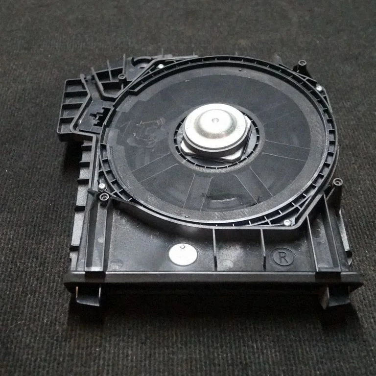Subwoofer speaker – BMW 5 Series F10 F11 (2009-2016)