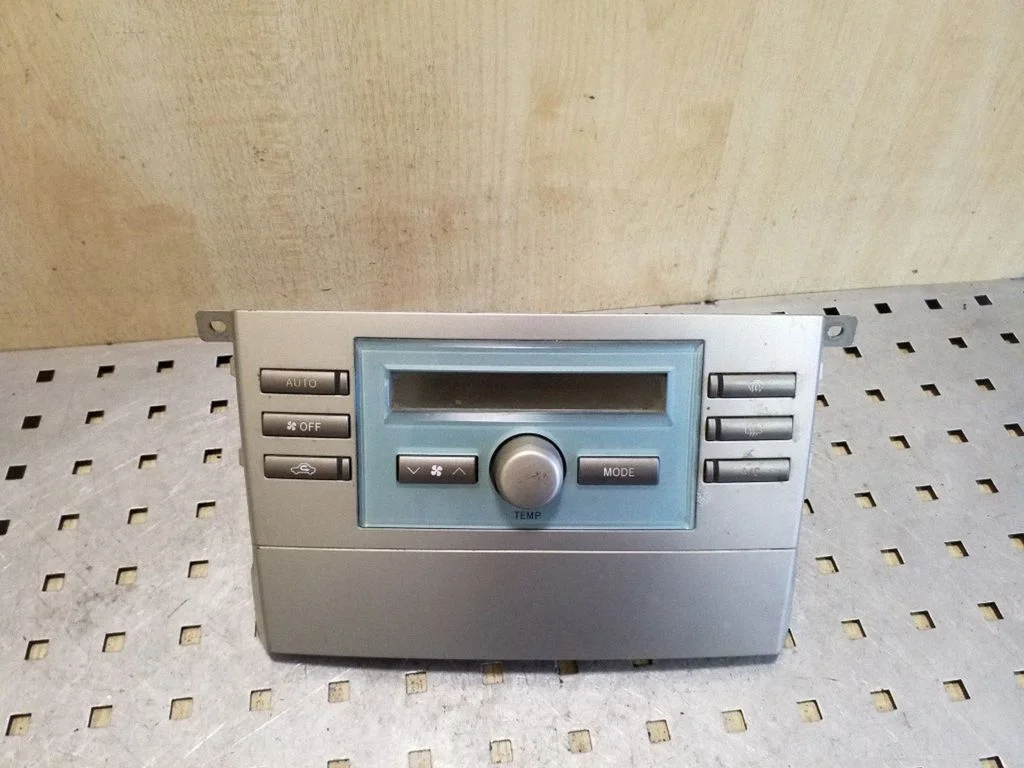 Climate control unit 559000F030