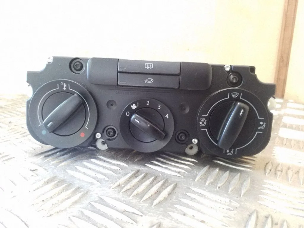 Climate control unit 1K1819045