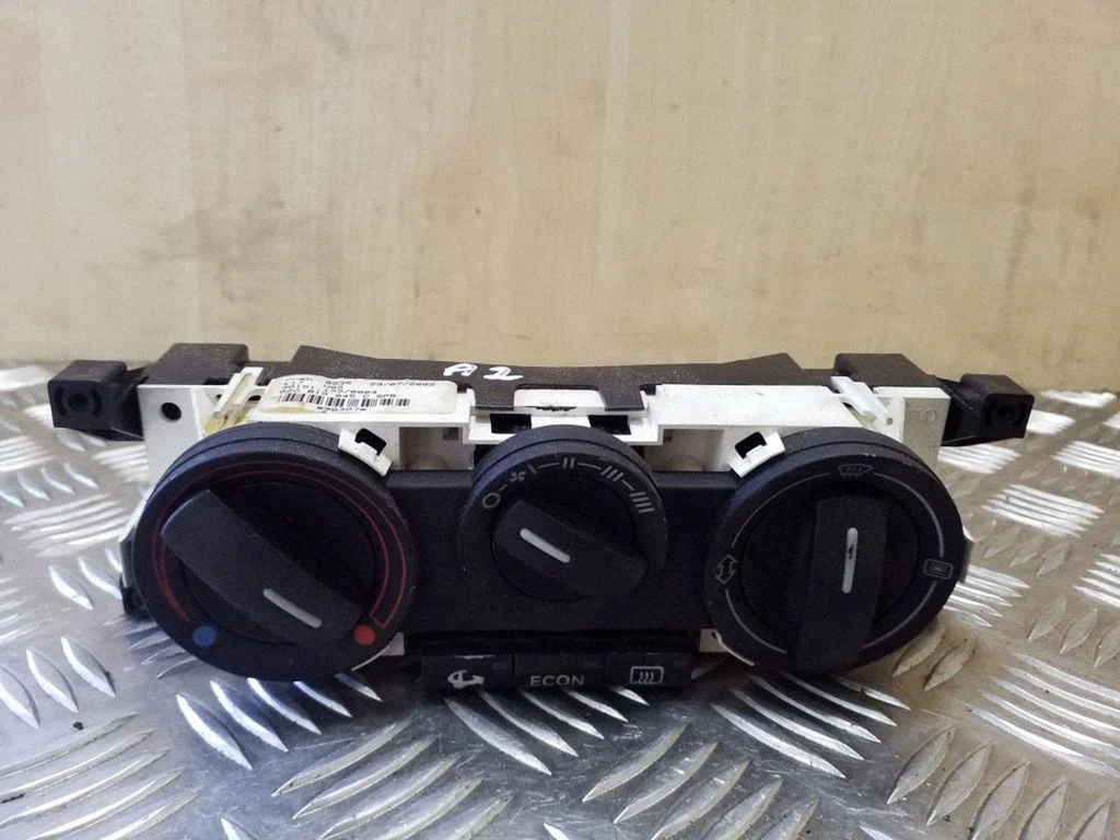 Climate control unit 8Z0819045C